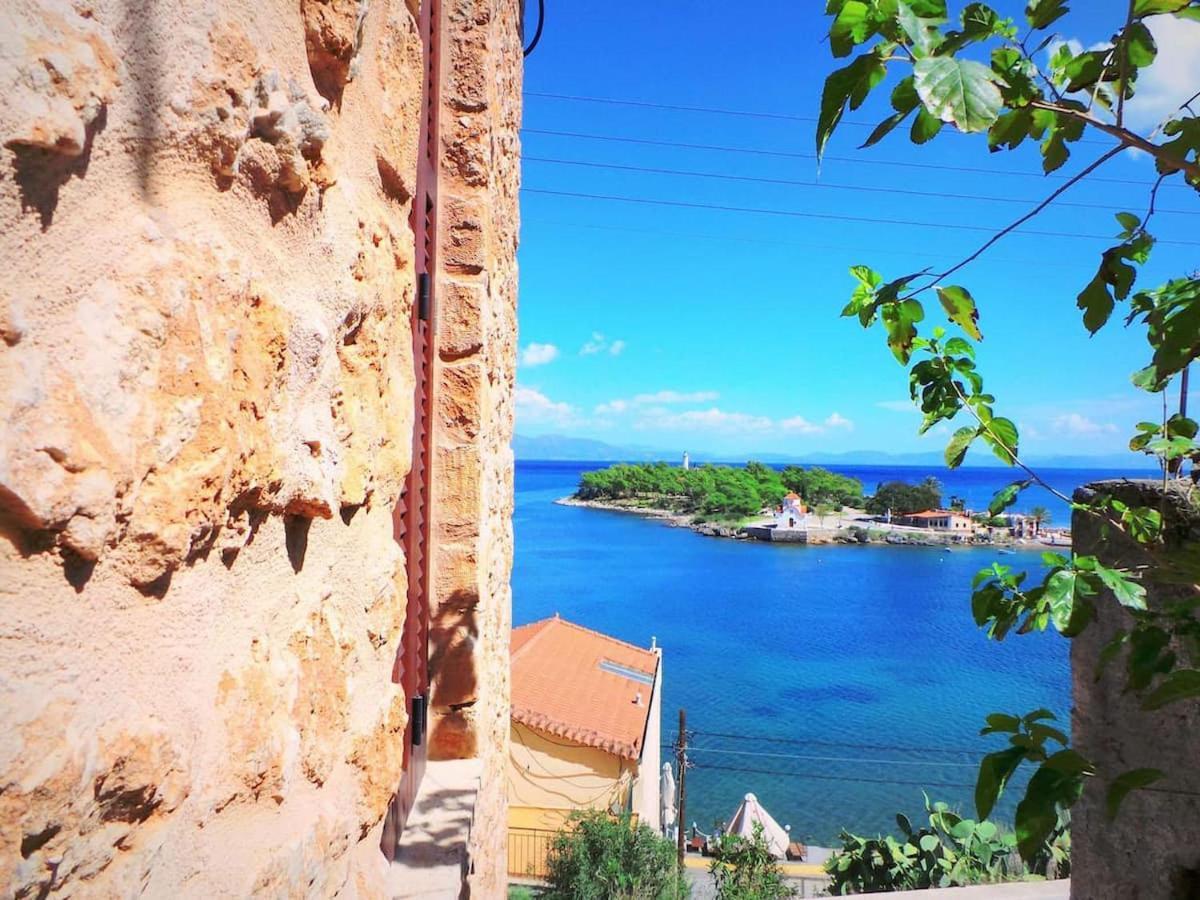 Gytheio Retreat, Panoramic Sea View Apartment Bagian luar foto